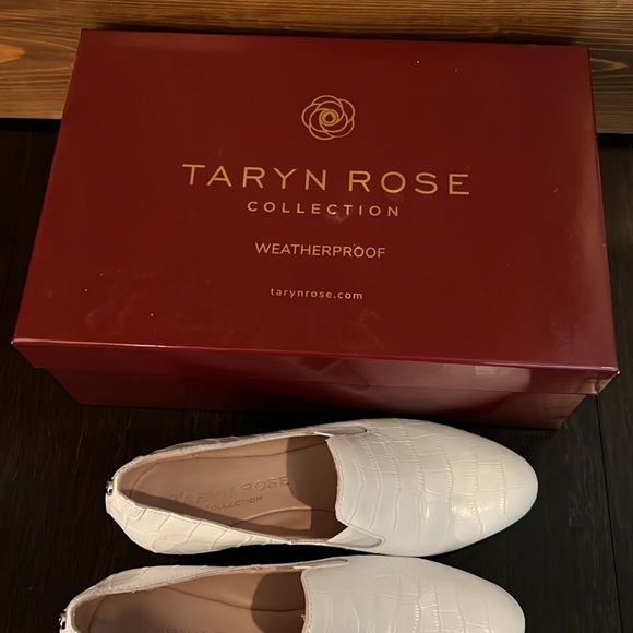 Taryn Rose white shoes - Picture 7 of 7